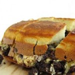 Martabak Manis met dank aan de foto van J'Kitchen